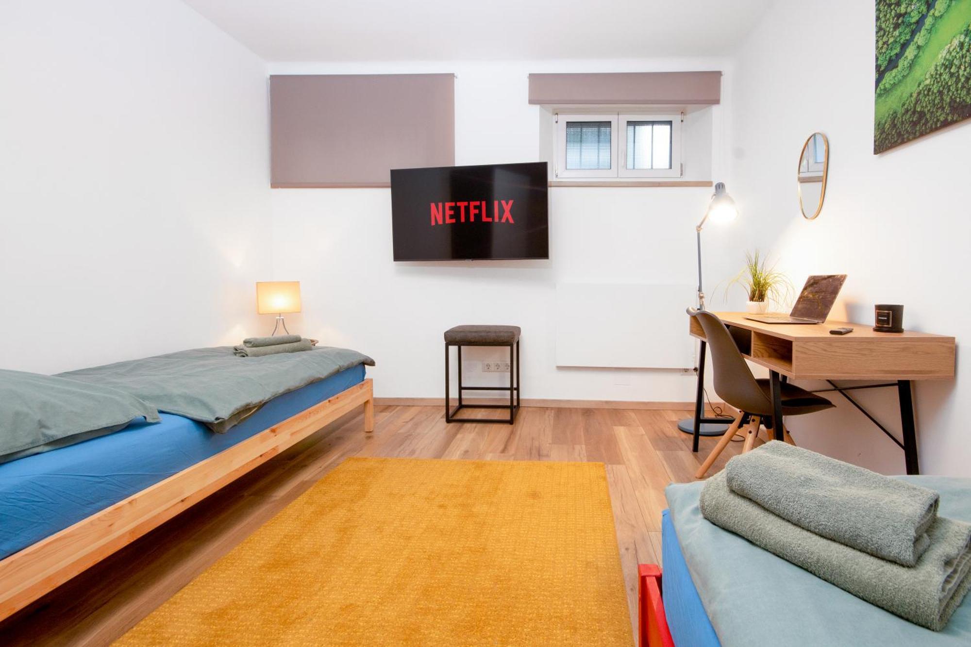 Lendkanal - City - Netflix - Waschmaschine - Kaffeevollautomat - 8 Pax - 4 Schlafzimmer 클라겐푸르트 외부 사진